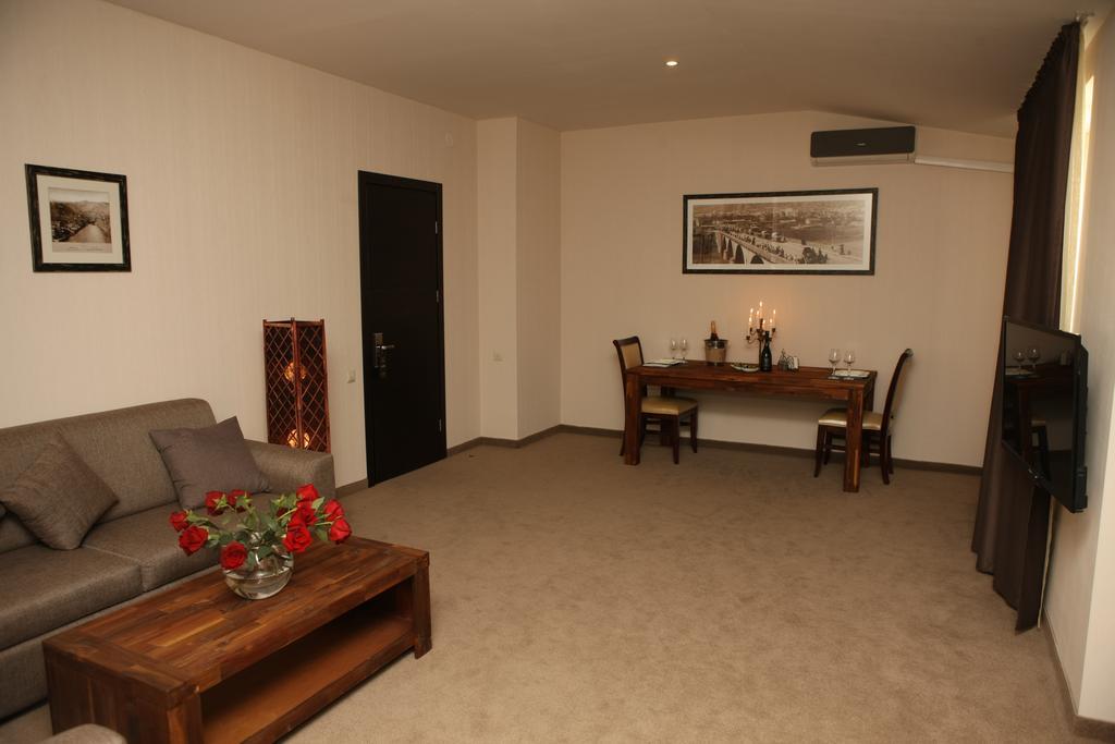 Hotel Orion Old Town Tbilisi Bagian luar foto