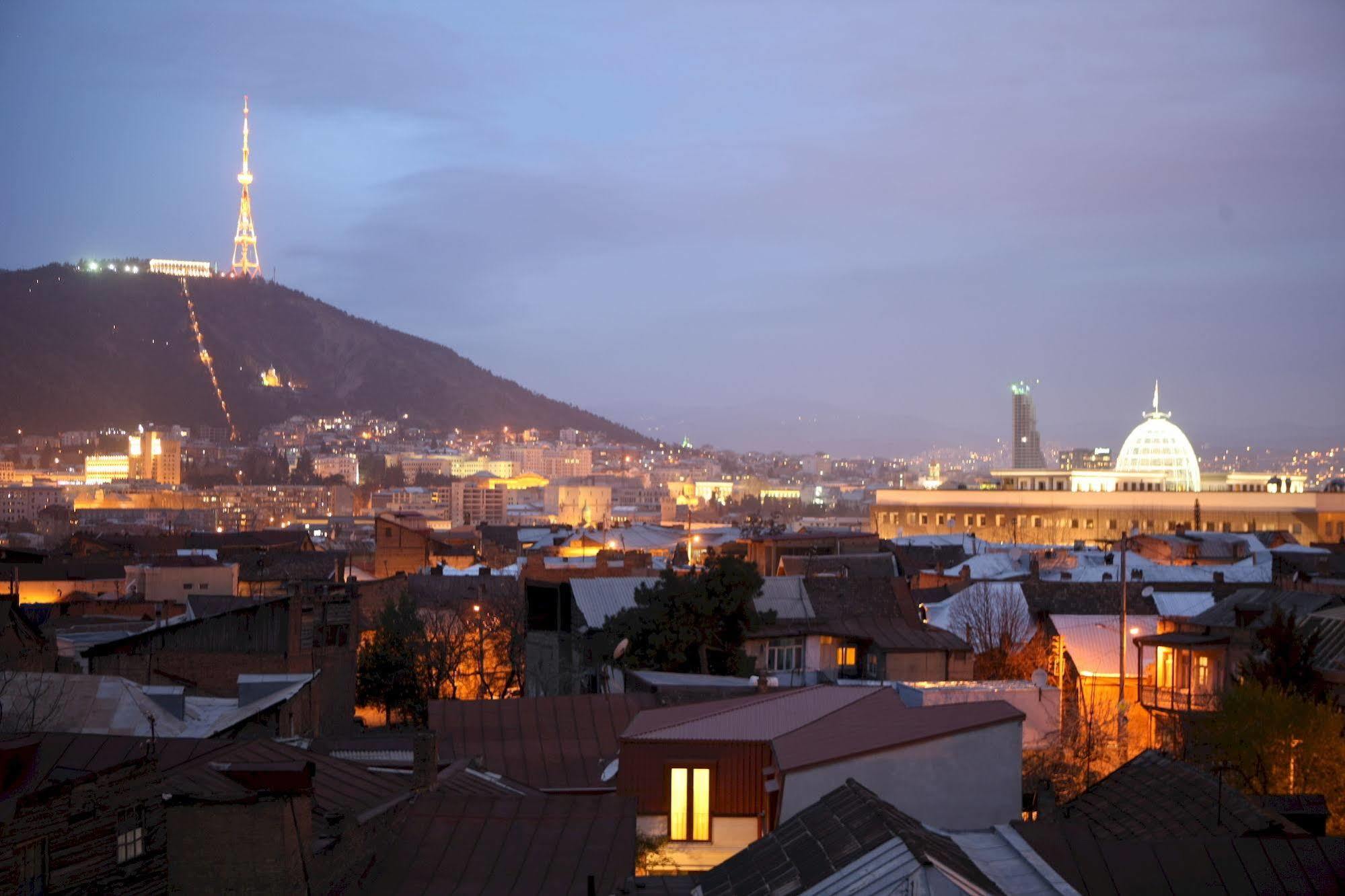Hotel Orion Old Town Tbilisi Bagian luar foto