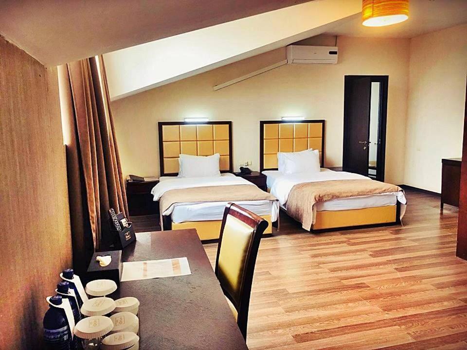 Hotel Orion Old Town Tbilisi Bagian luar foto